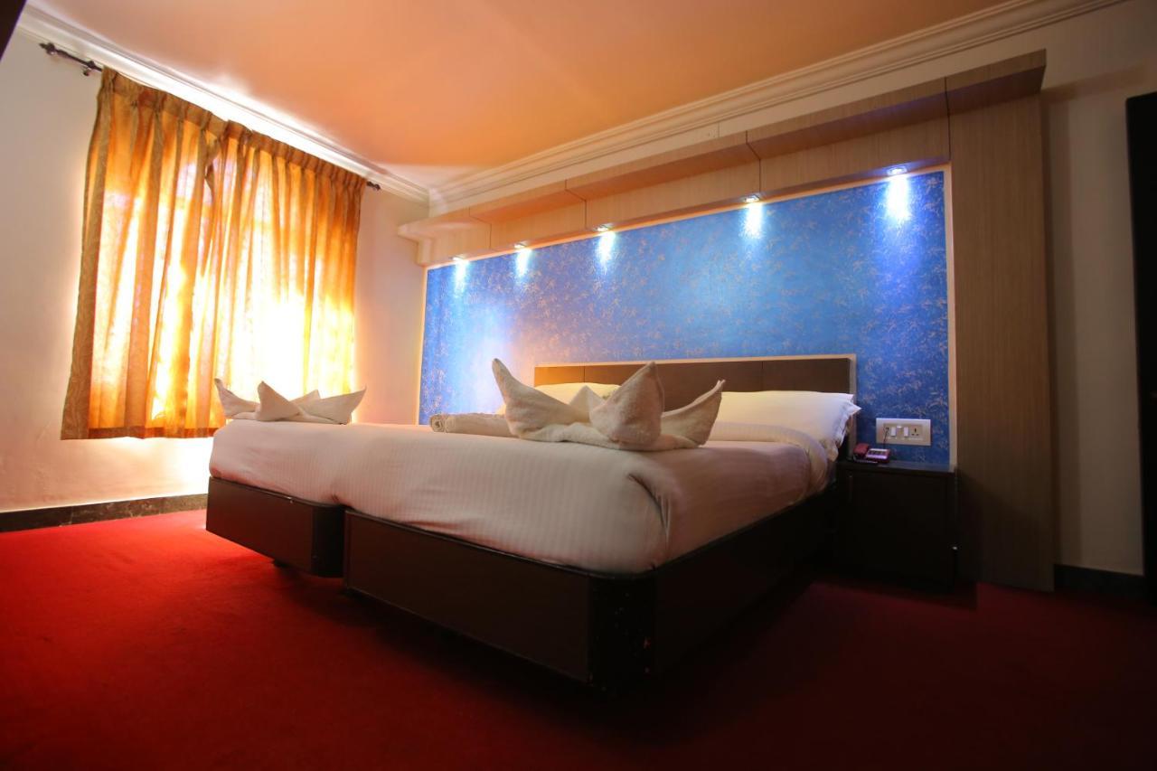 Hotel City Palace Ooty Kültér fotó