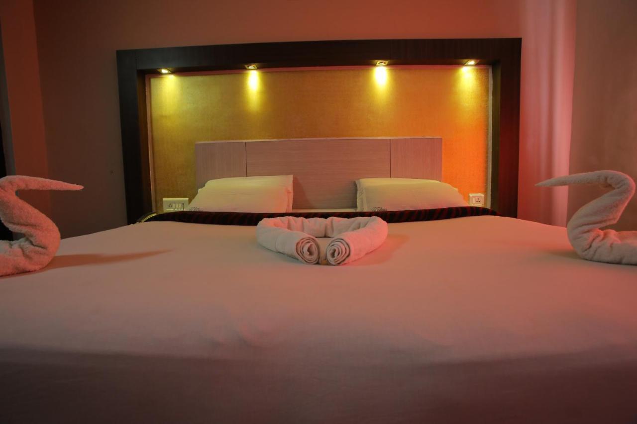 Hotel City Palace Ooty Kültér fotó