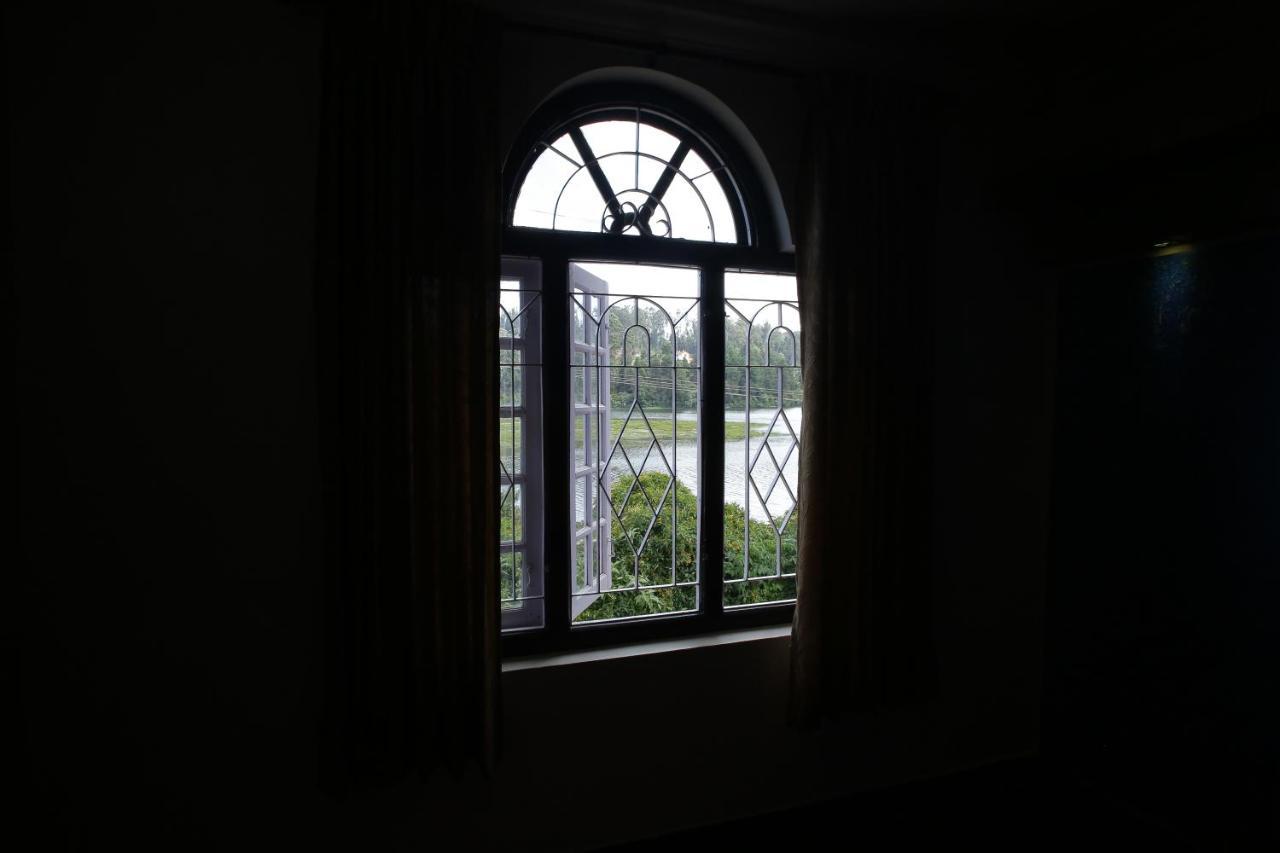 Hotel City Palace Ooty Kültér fotó