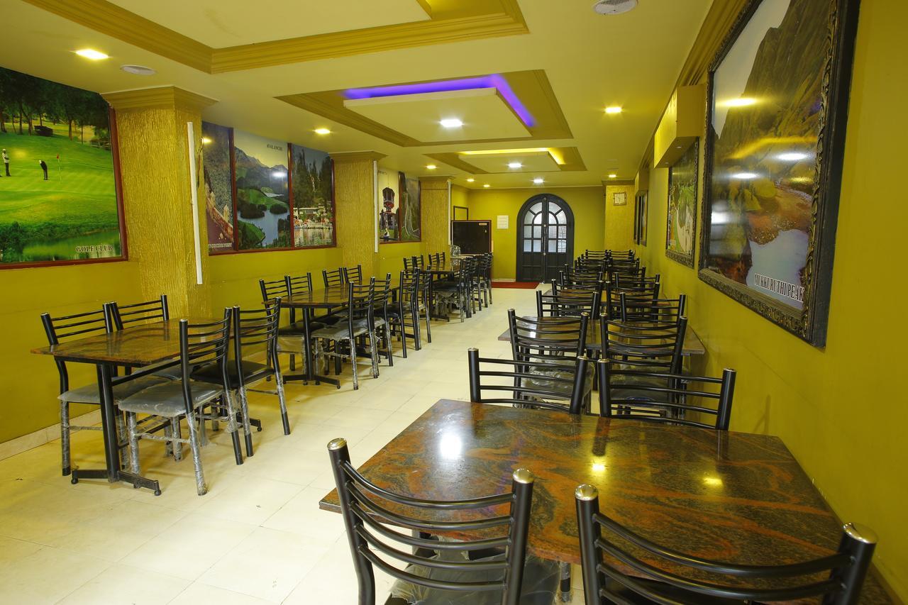 Hotel City Palace Ooty Kültér fotó